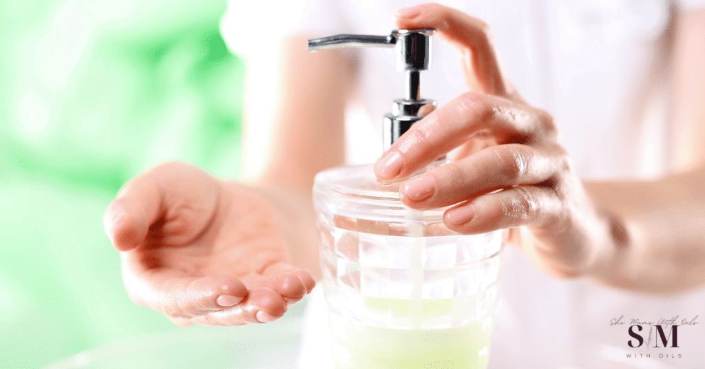 THE BEST RECIPE FOR DIY, NON TOXIC HAND SOAP AND HAND SANITISER
