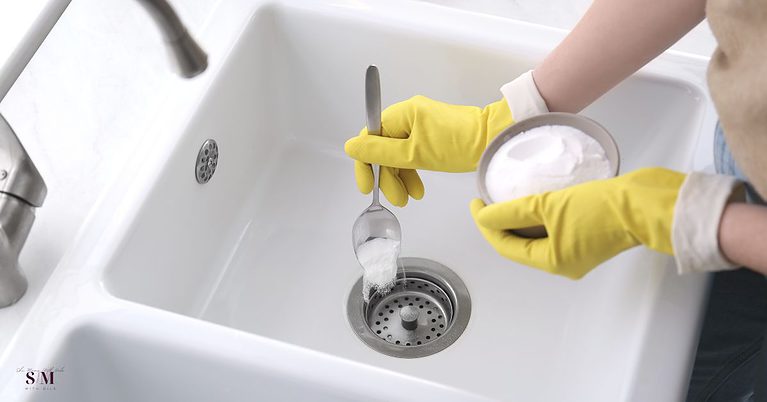 HOW TO GET RID OF SMELL IN GARBAGE DISPOSAL